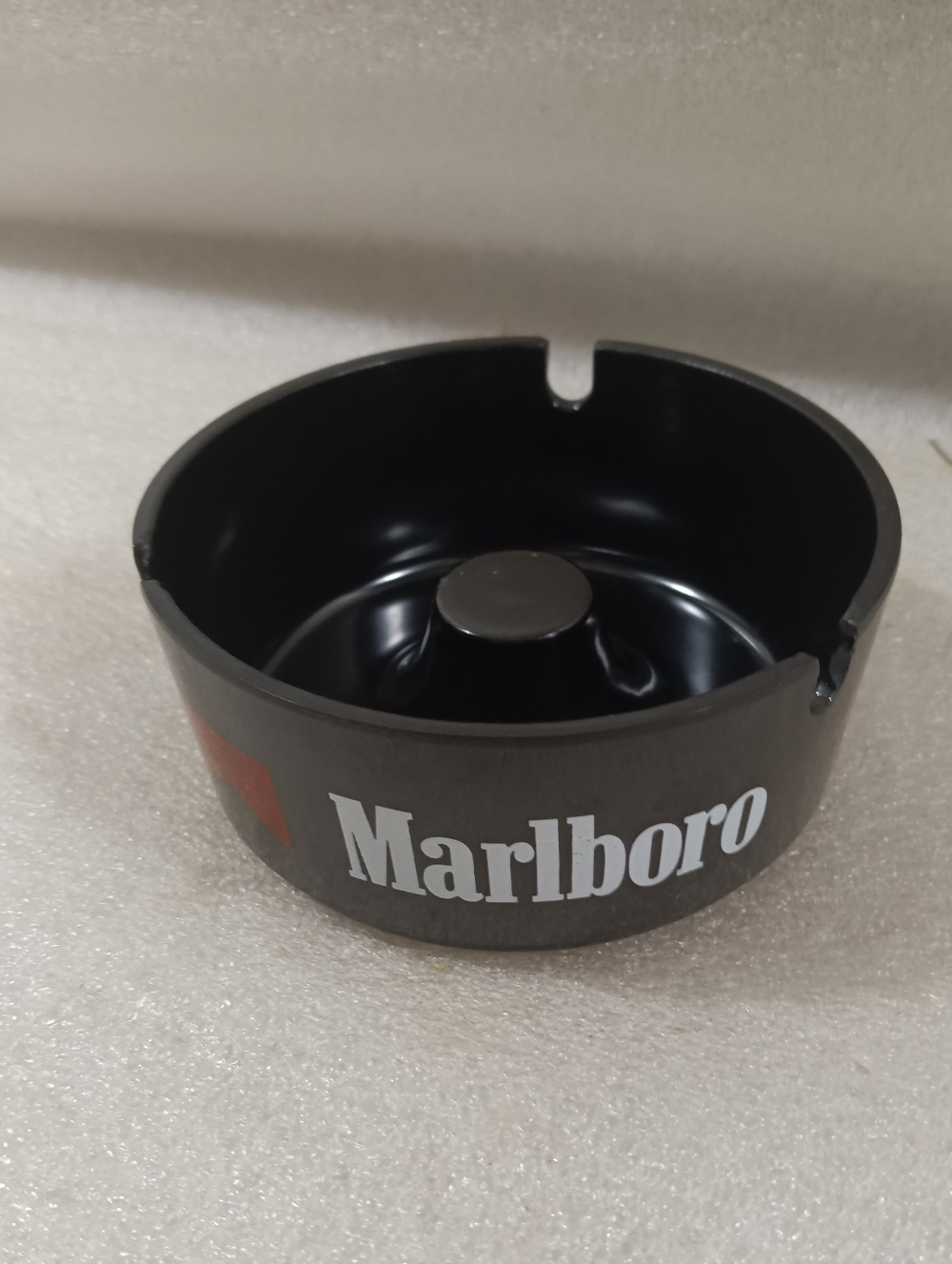 Vintage Marlboro Black Melamine Promo Ashtray Advertising 3 Slot NEW